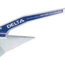 I suoi punti di forza sono: - l'eccezionale tenuta con qualsiasi fondale (alghe incluse); - la rapidità a riagguantare la presa quando tende ad essere spedata per rotazione della barca intorno al punto di fonda; - la vera capacità di aumentare la presa all’aumentare del vento. Test effettuati a più riprese confermano come la Delta sia l’ancora con la migliore tenuta rapportata al peso. Garantita a vita contro le rotture. Certificazione del registro Lloyd come ancora ad elevato potere di tenuta.