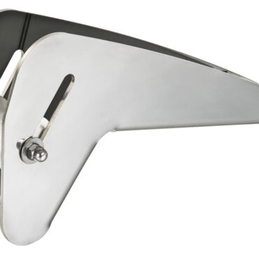 In acciaio inox 304 lucidato, fabbricato in lamiera. Sfrutta la forma delle Bruce e Trefoil® al fine di essere autobloccante. Puleggia in nylon.