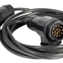 Per trasferimento del segnale elettronico tra veicolo trainante e rimorchio. Connessione di tipo europeo. Impermeabile e resistente.