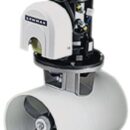 Gruppo motore Lewmar più control box Blue Generation. Da completare con gli accessori di comando e tunnel per installazioni su configurazione dedicata.