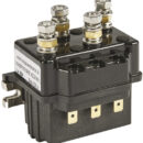 Gruppi di potenza per comando verricelli salpa ancora con motori a 3 o 4 fili o magneti permanenti. Grado di protezione IP56. Abbinabili a tutti i comandi a piede a mano o portatili.