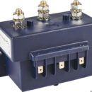 Gruppi di potenza per comando verricelli salpa ancora con motori a 3 o 4 fili o magneti permanenti. Grado di protezione IP56. Abbinabili a tutti i comandi a piede a mano o portatili.