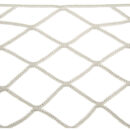 In poliestere bianco intrecciata e saldata senza nodo in forma romboidale.