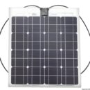 Fabbricati con celle solari aerospaziali ad alta performance. Sono pannelli di ultima generazione ultrasottili, solo 1,7 mm, e ultraflessibili. Efficienza celle mono 17,25%. Il pannello è composto da un sandwich formato da un supporto plastico + celle solari + rivestimento superficiale in resina epossidico UV resistente. Il fissaggio avviene tramite biadesivo. Cavo di connessione con spina MC4 incluso.Versione A: pannelli mono-cristallini.Versione B: equipaggiati con celle americane ad altissima efficienza Sun Power. Si ottiene un minor ingombro con un'efficienza superiore del 23% rispetto alle celle standard.