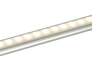 Sorgente luminosa 14 LED SMD-HD alta efficienza. Base in lega leggera con lente in policarbonato opalino. Interruttori tondi con incorporato LED blu/rosso.