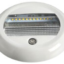 24 LED a luce riflessa in una carcassa stagna ultra resistente. Ideale in ambienti difficili come sentine, pozzetti, flybridge ed in generale ove necessiti una forte luminosità unita ad una elevata robustezza. Accensione touch-control con spia luminosa blu. 3 livelli di luminosità selezionabili.