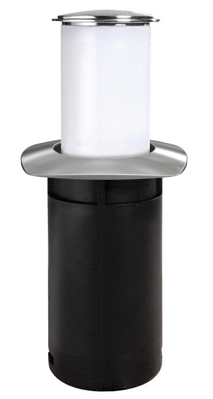 Da spenta la luce rimane a filo piano del tavolo e con una leggera rotazione del piattello inox superiore si alza accendendosi automaticamente. Dimmerabile con apposito optional (13.448.01) per abbassare la luce con effetto "ambientazione". Parte superiore in acciaio inox AISI 316 lucidato a specchio.ATTENZIONE: 1 dimmer può gestire fino a 6 lampade contemporaneamente.