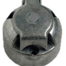 Regolamentare per rimorchio. In ABS nero e contatti interni in ottone. Modello di lunga durata nel tempo e completamente inossidabili.