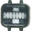 Coperchio in polycarbonato trasparente, carcassa in gomma anti-salino. Ideale per connessioni in sentina o nel vano motore.