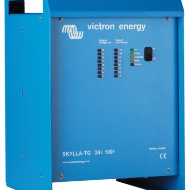 Carica a 3 stadi IUOU con microprocessore che adatta perfettamente il tipo di carica richiesto dalla batteria, funzione molto importante con le batterie sigillate. Due uscite isolate. La seconda limitata a 4 A è dedicata alle batterie avviamento. Sistema automatico di compensazione temperatura batteria. Importante per le batterie sigillate perchè ne allunga la vita.Dati tecnici: Carcassa alluminio; Sensori temperatura interni + sensore temperatura batteria; Ventilazione forzata; Protezioni contro corto circuito, inversione polarità, surriscaldamento.