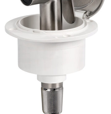 Doccia in acciaio inox, vano di alloggiamento bianco in ASA UV resistente.