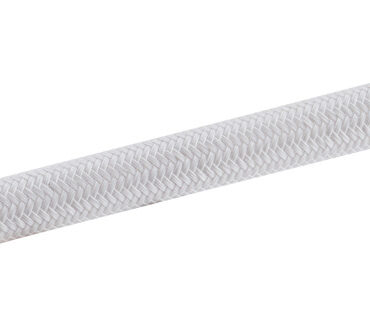 Doccia in plastica con testa cromata, vano di allaggiamento in ASA UV resistente.