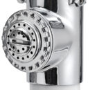 Doccia in ottone cromato, vano di alloggiamento bianco in ASA UV resistente.