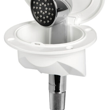 Vano con inserto in acciaio inox AISI 316. Inclinato a 45° per montaggio su piano orizzontale o verticale.Dotato di doccia Keji con testa maggiorata e spruzzatori anticalcare.