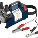 Girante a palette. Corpo alluminio con attacco rapido per tubo 25 mm. Carter con maniglia, interruttore ON/OFF, pinze batteria. Completa di filtro EMI. La pompa è adatta per travasi da un serbatoio all'altro.