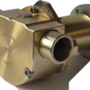 Corpo in ottone, giranti in neoprene.