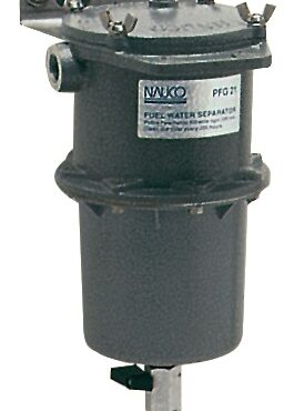 Elemento filtrante in acciaio inox. Il flusso centrifugo separa le particelle più piccole, con un’azione filtrante eccezionale. Universale per tutti i motori. Costruito con materiali a norme RINA.