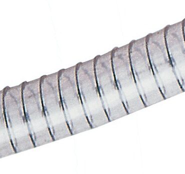 In PVC trasparente con spirale in acciaio. Molto morbido, accetta, senza schiacciarsi, curve pari ad una volta il diametro esterno. Ideale per prese e scarichi a mare. Tubo alimentare a norma CE. Temperatura di impiego -10°C +60°C.