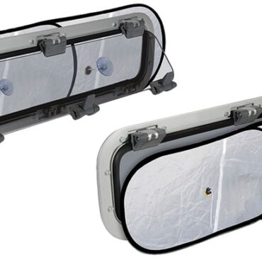 In un solo oggetto racchiudono la doppia funzione di oscurante + antizanzare e nello stesso tempo lasciano passare l'aria per la ventilazione. Fissaggio istantaneo tramite ventose.