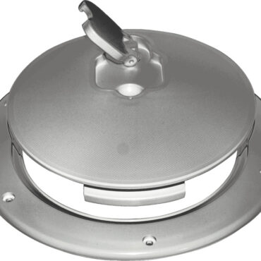 Superficie antiskid, apertura a filo con tavella rotante.Installabile su qualsiasi unità da diporto con categoria di progettazione A, B, C, D in area II a, III, IV. Grado di tenuta 2.