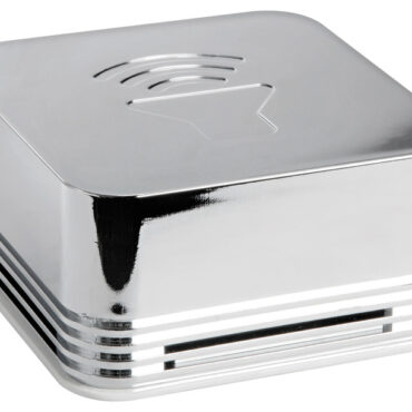 Carcassa in ABS, montaggio in appoggio.