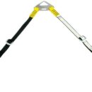 Di alta qualità, resistente UV per sollevamento tender di qualsiasi tipo. Piastra di sospendita e fibbie di regolazione in alluminio alta resistenza anodizzato. Moschettoni aggancio in acciaio inox AISI 316 ad apertura rapida. Carico max KG 400. Universali per qualsiasi gommone, in quanto regolabili. Articolo brevettato e certificato CE.