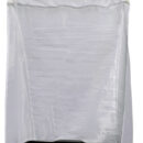 In tessuto Dacron Spy. Si gonfia e incanala l’aria alla minima brezza. Irrigidito da una stecca e stivabile in una tasca con zip.