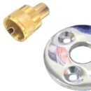 Per cavo coassiale in acciaio inox completo di cappuccio PVC esterno di protezione, connettore dorato PL-259, due dati placcati oro e flangia cromata.