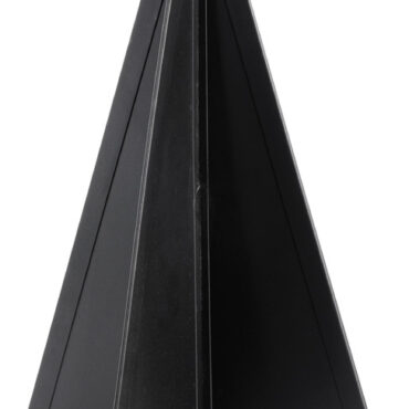 Realizzato in policarbonato nero antiriflesso, va issato a prua, quando lo scafo a vela naviga contemporaneamente a vela e a motore.Propulsione a vela e a motore