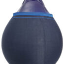 Realizzati in fibra sintetica pesante ad alta tenacità, sono lavabili e personalizzabili con marchio del cliente, nome della barca, eventuali sponsor. Rispetto ai modelli in leggera maglia in commercio, sono prodotti con tessuto di polipropilene anti-graffio UV resistente senza cuciture laterali pertanto estremamente durevoli nel tempo.