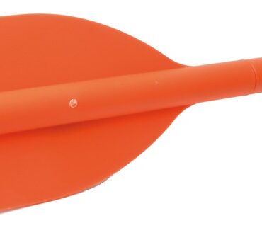 Pala ed impugnatura in plastica arancione ad alta visibilità, tubo in alluminio anodizzato. Particolarmente adatta per zattere di salvataggio e piccoli PRAM di servizio.