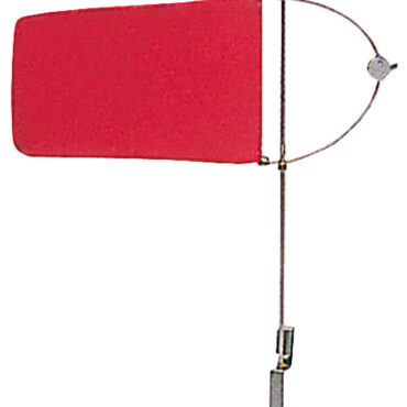 Si applica al fianco dell’albero, con staffa a baionetta. Bilanciata con contrappeso; segna il minimo vento. Fiamma intelaiata per evitare le false indicazioni.