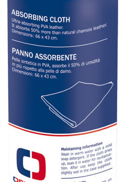 Pelle sintetica ultra-assorbente in PVA. Assorbe il 50% in più della pelle di daino normale, asciugando perfettamente, senza lasciare aloni.