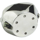 Serve come presa di forza per fissare sui pulpiti o roll bar accessori anche pesanti di qualsiasi tipo.