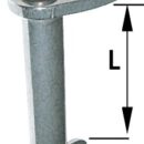 In acciaio inox; la linguetta di fermo è provvista di molla interna e dente di sicurezza.