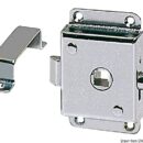 In ottone cromato. Tutta in materiale inossidabile.