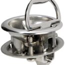 Chiusura a scatto con maniglia rientrante a molla. Tutto acciaio inox AISI 316 lucidato a specchio.