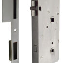 Realizzata in ottone cromato, quadro standard e chiave di sblocco esterna.