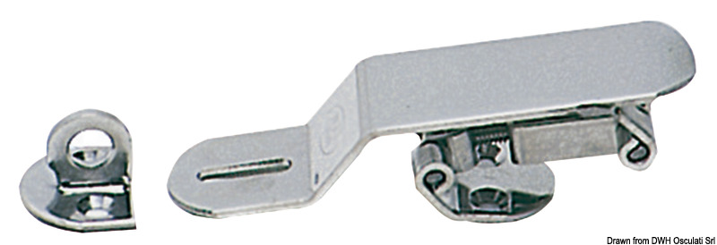 In acciaio inox lucidato a specchio.