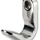 In acciaio inox AISI 316 lucidato a specchio.