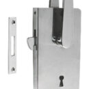 Realizzata in ottone cromato.