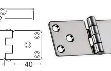 In acciaio inox lucidate a specchio, con smorzamento delle vibrazioni tramite asse centrale frenato.