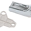 Completamente in acciaio inox. Complete con tacchetto in nylon per variare lo sbalzo.