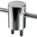 In alluminio lucido. Complete di prigioniero.