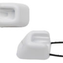 Realizzati in ABS bianco, si montano con l’apposito elastico sui corni delle bitte, al fine di evitare di inciampare camminando in coperta.