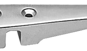 In alluminio anodizzato forte, complete di strozzascotte a cuneo.