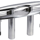 In acciaio inox AISI 316 lucidato a specchio.