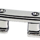 In acciaio inox AISI 316 lucidato a specchio.