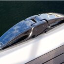 Fabbricate in acciaio inox AISI 316 lucidato a specchio. Il meccanismo di apertura / chiusura è dotato di eccentrico a scatto che evita aperture accidentali.