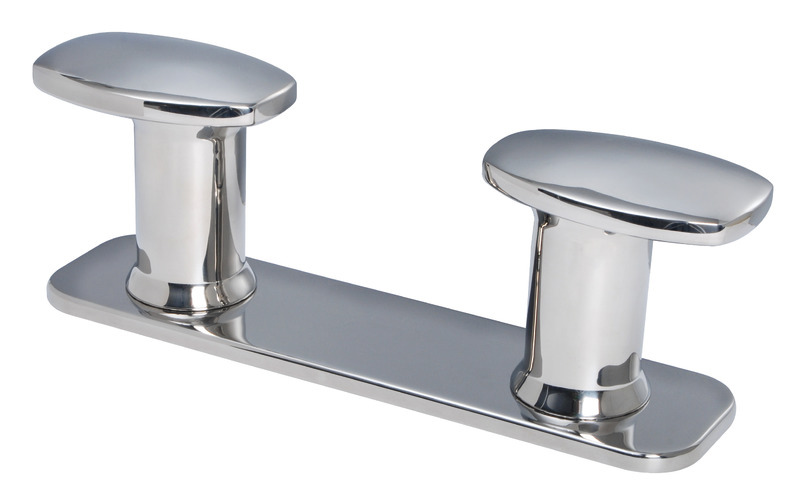 Fungo realizzato in acciaio inox pronto per essere innestato su piastre tagliate a misura. Questo sistema permette di realizzare bitte e passacavi sulla forma della barca semplicemente tagliando la lamiera piana e forandola. L’estetica risulterà inoltre abbinata tra le bitte ed i passacavi di prua e poppa. Il fungo può essere montato in tutte le direzioni. Il risultato sarà di un pezzo “custom” ma con costi più contenuti. Inviando un file 3D con le misure esterne e la posizione dei funghi possiamo realizzare anche la piastra. Fissaggio funghi con prigionieri da 16 mm (40.142.16 non inclusi)